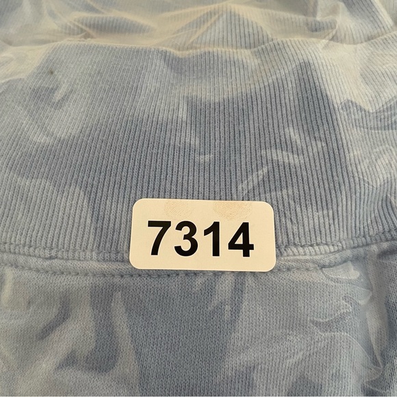 Abercrombie & Fitch Fleece Embroidered Cropped Crewneck Sweatshirt 37314 - Picture 8 of 10